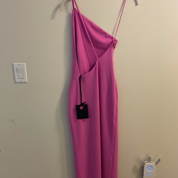 ⛓SOLD⛓ REPOSH Solace London Hot Pink Petch Dress - Picture 16 of 16